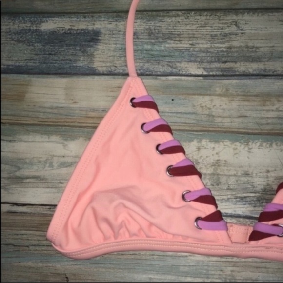 Xhilaration Triangle Bikini Top - Picture 3 of 5